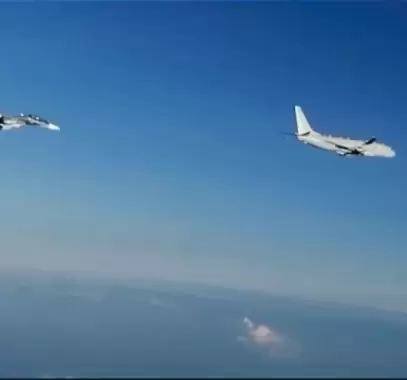 طائرة أمريكية.
