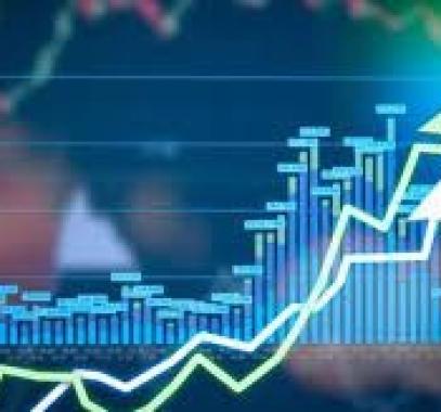 سوق الأسهم يتحدى التوقعات في النصف الأول من العام بعائدات من رقمين