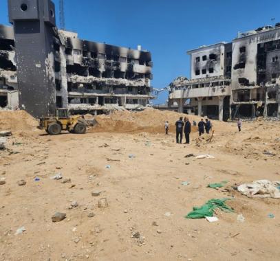 توقعات بوجود 700 شهيد في مقابر جماعية بمجمع ناصر الطبي جنوب قطاع غزة