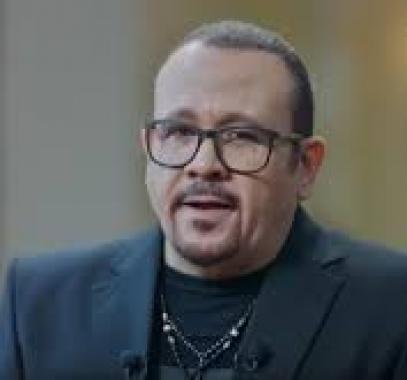 هشام عباس