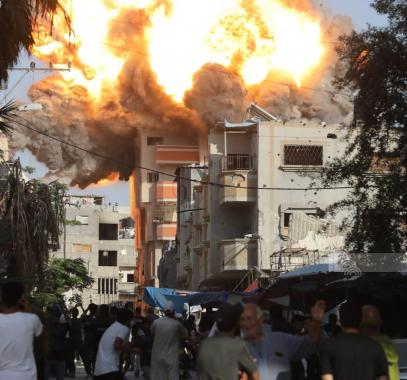 شهيدان ومصابون في قصف الاحتلال شرق خانيونس.. اخبار غزة