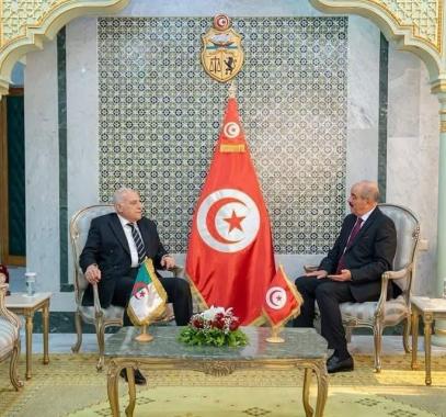 وزيرا خارجية تونس والجزائر