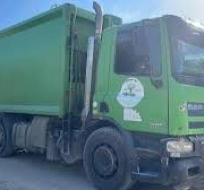 مصادرة شاحنة نفايات