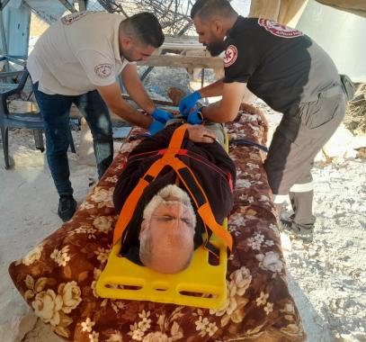 اصابة مسن في يطا.jfif-d0f607f3-b840-49bd-b343-d5b367a0e578.jpg