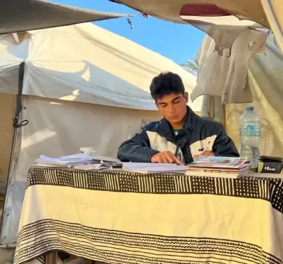 تفوق طلبة غزة في توجيهي رغم الحرب