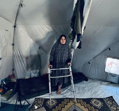 تقرير: النساء ذوات الاحتياجات الخاصة: معاناة مزدوجة وحقوق مسلوبة أخلفتها حرب الإبادة في غزة