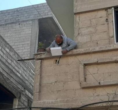 شؤون اللاجئين بالمنظمة تُنجز مشروع إنارة تجمع الحسينية بريف دمشق