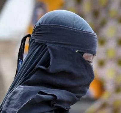 القبض على فرنسية تزوج الأوروبيات من مقاتلي 