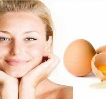 ضعي بياض البيض تحت عينيك.. نتائج جمالية وصحية مذهلة