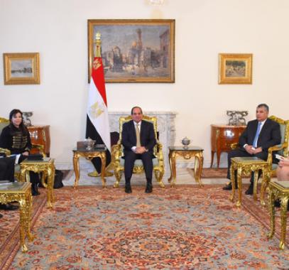 السيسي نحرص على التعاون وتعزيز العلاقات مع إدارة ترمب
