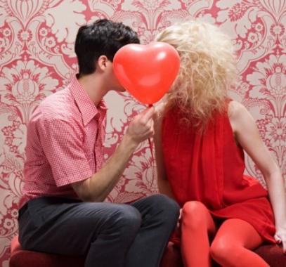 o-VALENTINES-DAY-COUPLE-AGE-facebook1-980x498