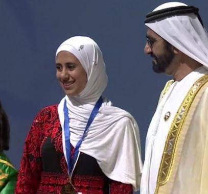 الفلسطينية عفاف شريف تحصد لقب بطل تحدي القراءة العربي