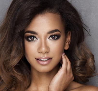 بالصور: صبغات وألوان الشعر لذوات البشرة السمراء في 2019 .. تعرفي عليها!