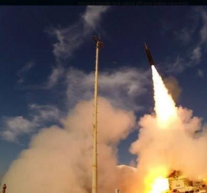 إسرائيل وأمريكا تجريان تجربة ناجحة لإطلاق صاروخ 