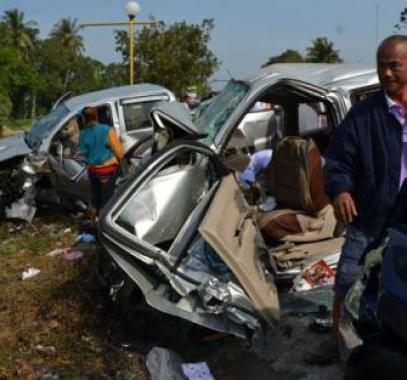 مصرع 13 سائحاً ماليزياً  فى حادث سير مرورى بتايلاند  