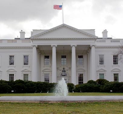 موقع عبري: أمريكا لم تُجمد قرار نقل السفارة وأوقفت ميزانية السلطة الفلسطينية