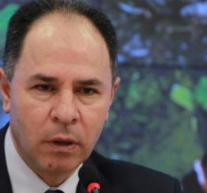 السفير مصطفى يسلم الخارجية التركية رسالة من الرئيس عباس