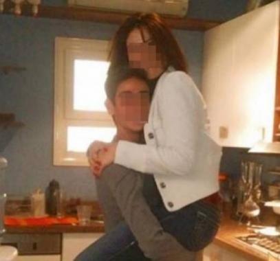 صورة تثير جدلا واسعا - من الفنّانة المصرية في هذه الصورة ومن معها؟