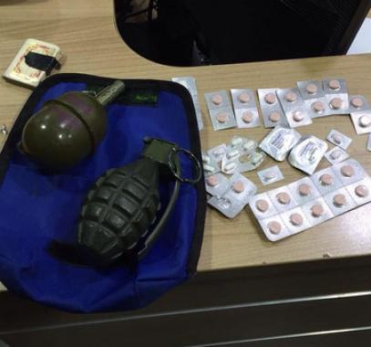 بالصور.. ماذا كان يحمل انتحاري شارع الحمرا في بيروت؟