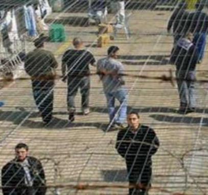 5 أسرى يدخلون أعواماً جديدة في سجون الاحتلال