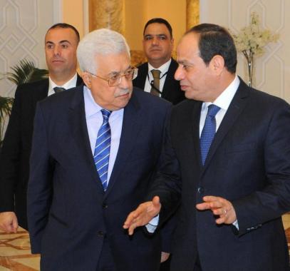 هذا ما أبلغ به الرئيس عباس لمصر بشأن موظفي 