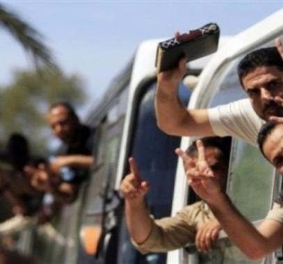 الإفراج عن أسير من 