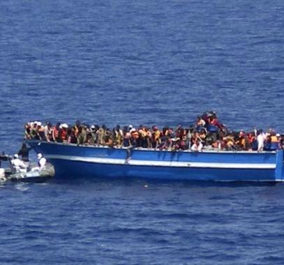 ارتفاع ضحايا غرق قارب المهاجرين قبالة مصر إلى أكثر من 140 قتيلا