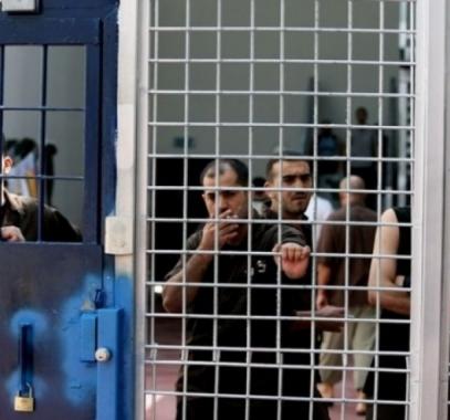 تثبيت الاعتقال الإداري بحق عدد من الأسرى
