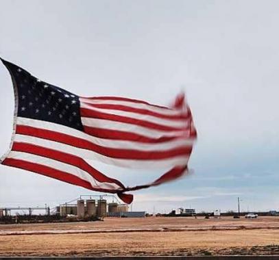 النفط يتعافى مع تراجع كبير في مخزون النفط الأميركي