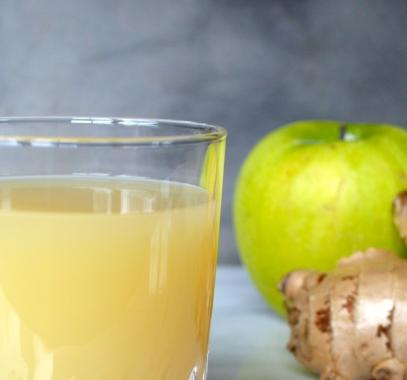 Apple-juice-with-ginger-and-lemon.jpg