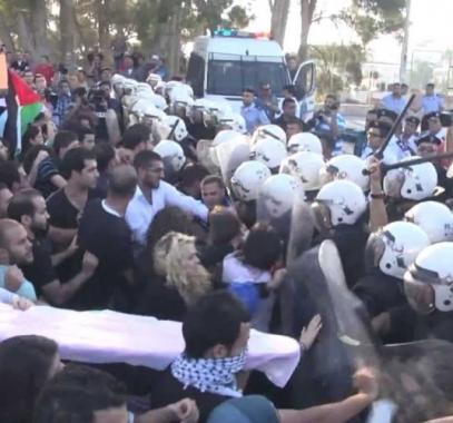 ​العفو الدولية تطالب بتحقيق كامل بالاعتداء على تظاهرة رام الله