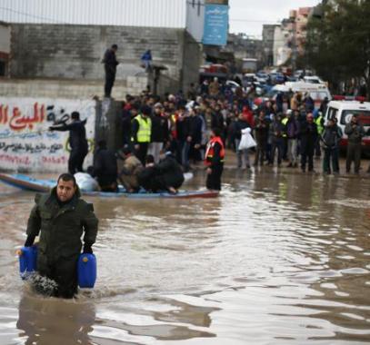 gaza-flood-street