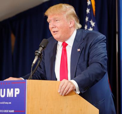 Donald_Trump_Laconia_Rally,_Laconia,_NH_4_by_Michael_Vadon_July_16_2015_20