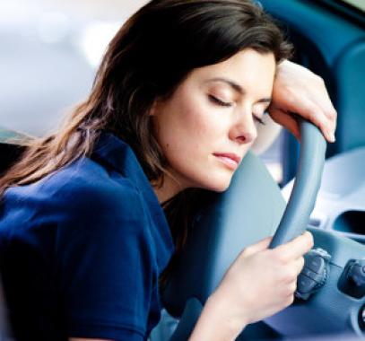 woman-asleep-at-wheel-422x280