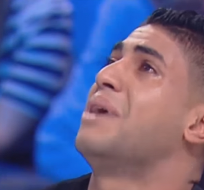 شاهدوا : فيديو أبكى الملايين .. توسل أمه ليتبرّع لها بكليته.. وهكذا ردّت!