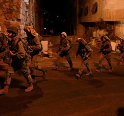 يديعوت تزعم إحباط السلطة لهجوم كبير كان سيستهدف الجيش في الخليل
