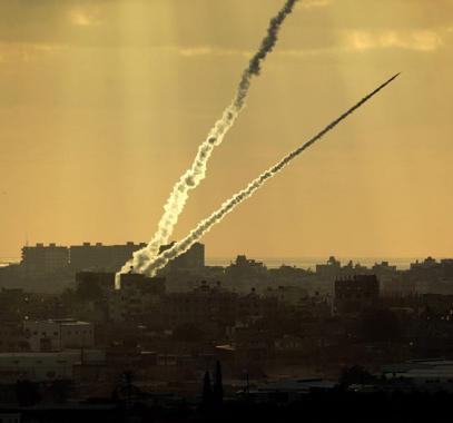 حماس ردعتنا للأبد.. كيف تناول النشطاء الإسرائيليين نفي الاحتلال اطلاق صواريخ من غزة