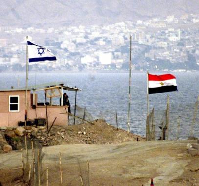 مقتل عامل في وزارة الجيش الإسرائيلي برصاص مسلحين في سيناء