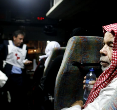 الاحتلال يمنع 15 من أهالي أسرى غزة من زيارة أبنائهم.png