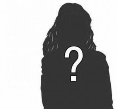 ابتزاز مطربة إغراء لبنانية بفيلم لها مع أربعيني