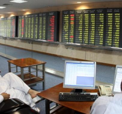 تباين بأسواق الخليج في التعاملات المبكرة
