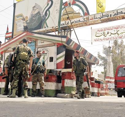 بحث آليات متابعة ملف المطلوبين في عين الحلوة.jpg