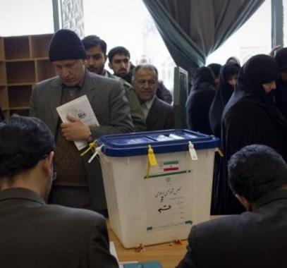 الإيرانيون يختارون غدا رئيسًا جديدًا.jpg