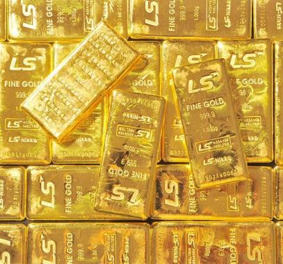 الذهب يتماسك عند أعلى مستوى في 9 أشهر