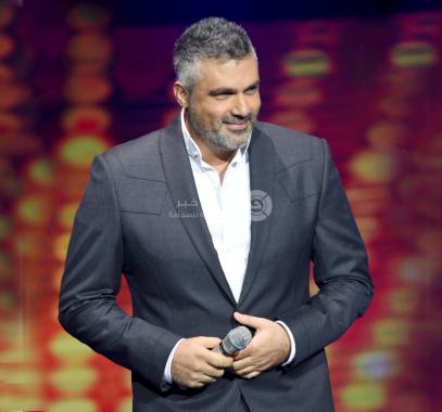 بالصور: النجم فارس كرم يستعد لإحياء حفله المنتظر بدبي