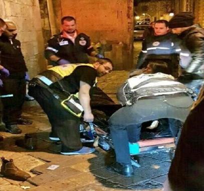 إصابة شرطيين إسرائيليين في العيسوية.jpg