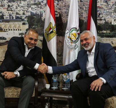 الوفد المصري نقل رسالة تهديد لحماس.. وهذه فحواها!