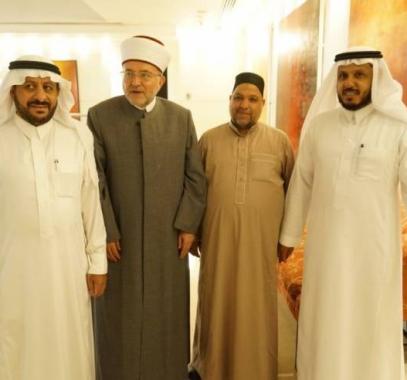 ذوي الشهداء.jpg