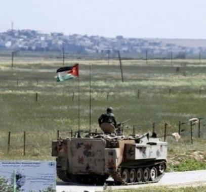 إصابة جندي أردني ومقتل 3 مسلحين قرب حدود سوريا.jpg