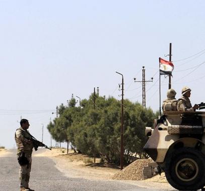 مقتل مجندين في هجوم على كمين للجيش المصري شمال سيناء